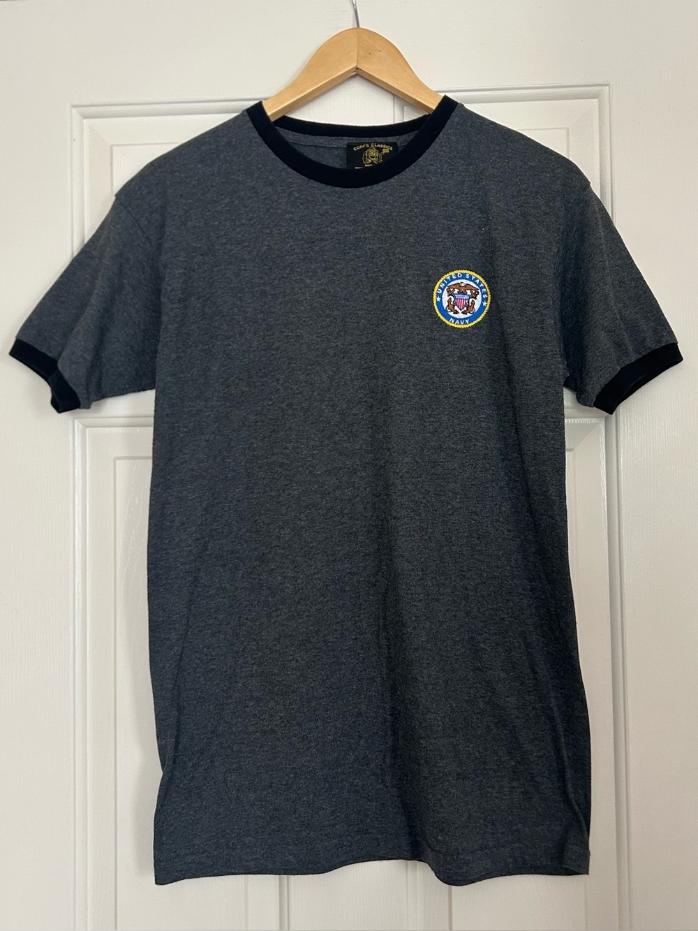 Corps Classics Bayside's Best Embroidered Navy Gray T-Shirt Size Medium Unisex